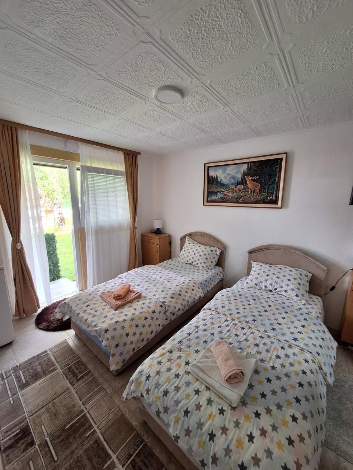 Apartment Buklija Плужине Экстерьер фото
