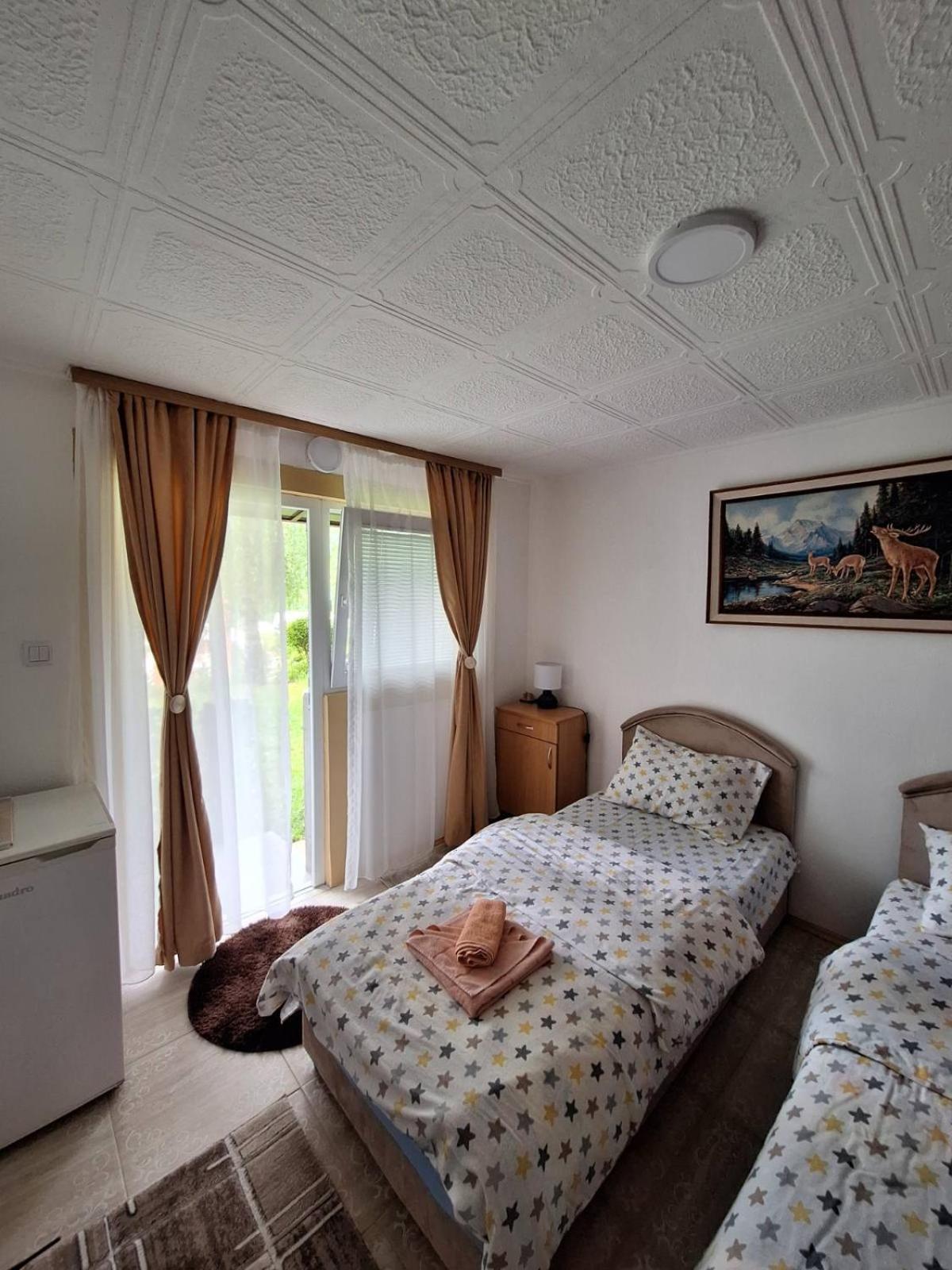 Apartment Buklija Плужине Экстерьер фото